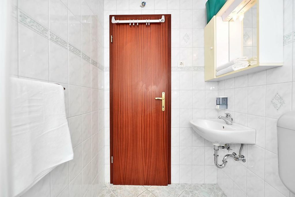 Apartments Mirabella أوميس المظهر الخارجي الصورة