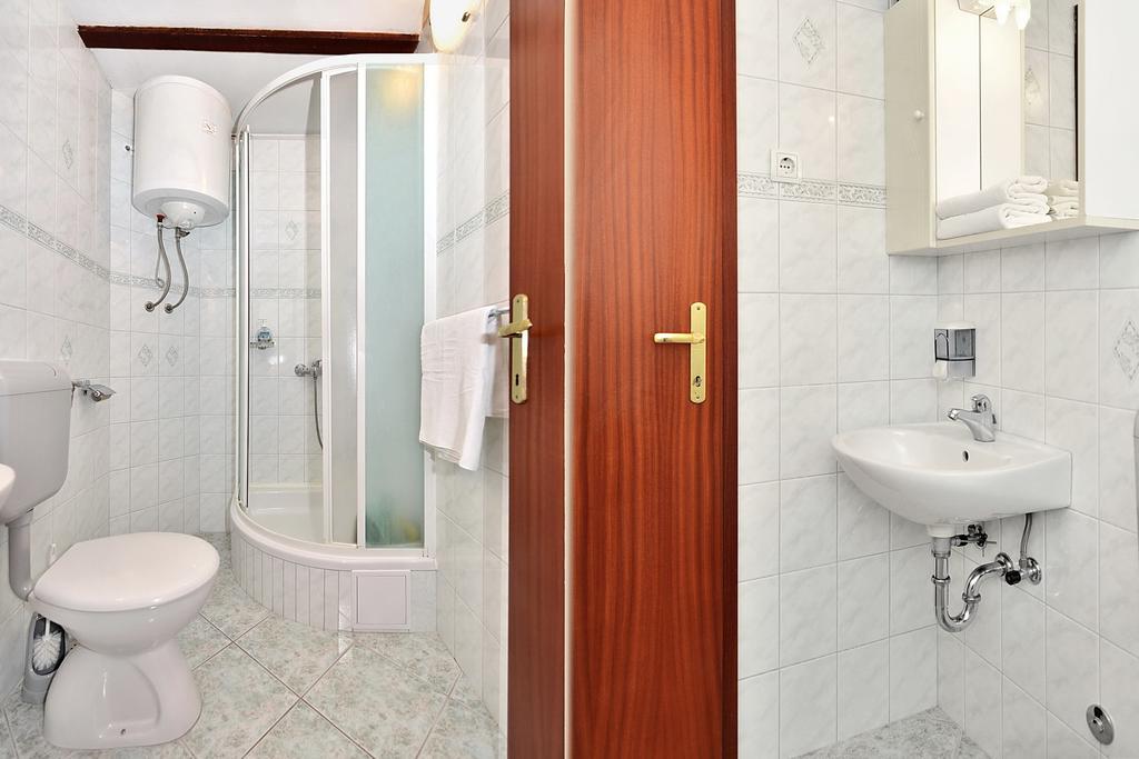 Apartments Mirabella أوميس المظهر الخارجي الصورة